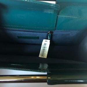 Casual Corner Bags - Green Hand Bag Casual Corner Bags - Green Hand Bag